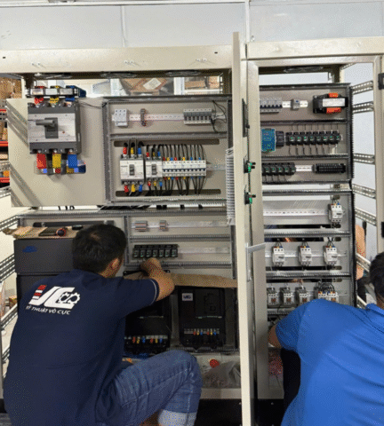 Nên sửa hay thay mới biến tần
